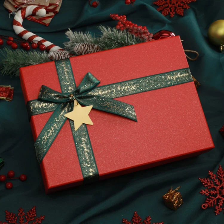 Hộp quà có nắp và đế cứng Giáng sinh có ruy băng và ngôi sao