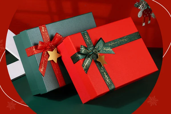 Christmas Rigid Lid And Base Gift Box With Ribbon And Star Charm