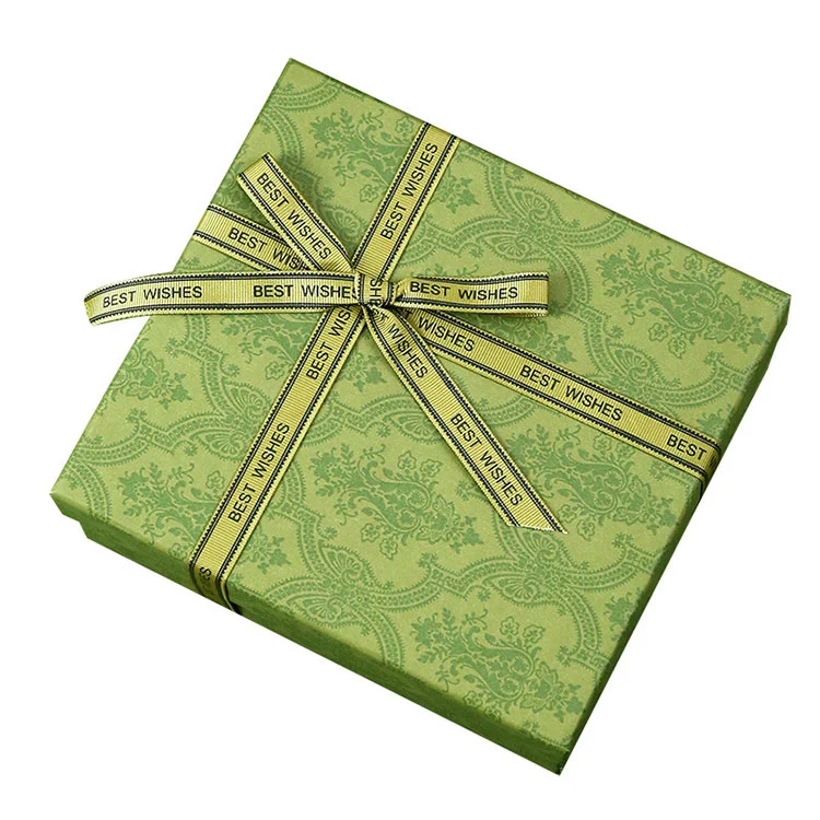 Hộp quà đóng gói sinh nhật đám cưới theo phong cách cổ điển Giáng sinh